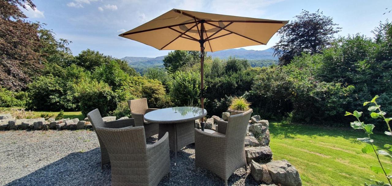 Large Mach Apartment At Pen Y Coed Hall Dolgellau Luaran gambar