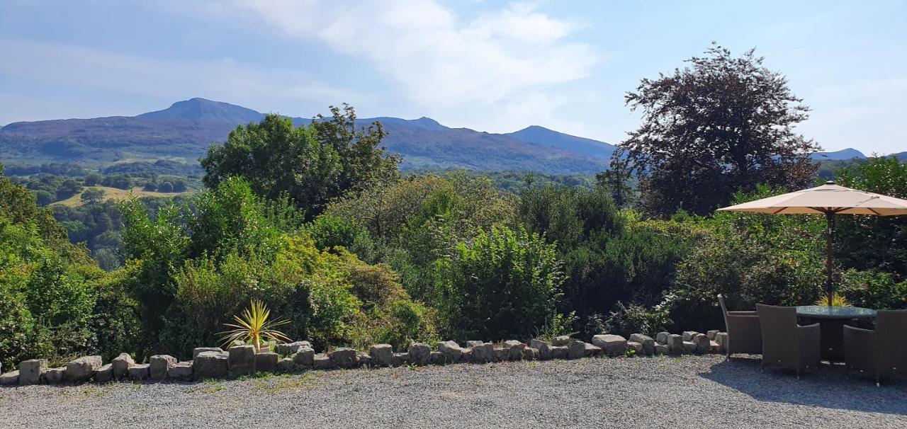 Large Mach Apartment At Pen Y Coed Hall Dolgellau Luaran gambar